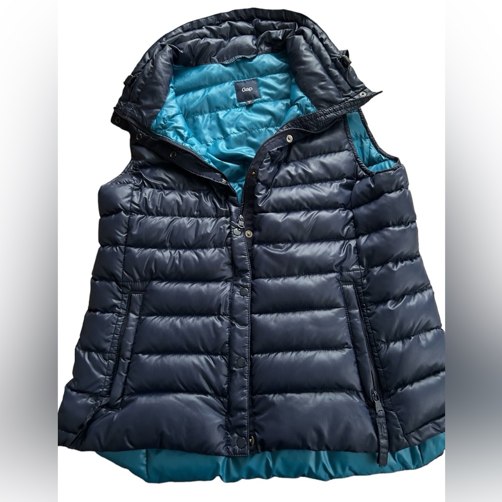 Gap down puffy vest, royal blue, and aqua blue size medium